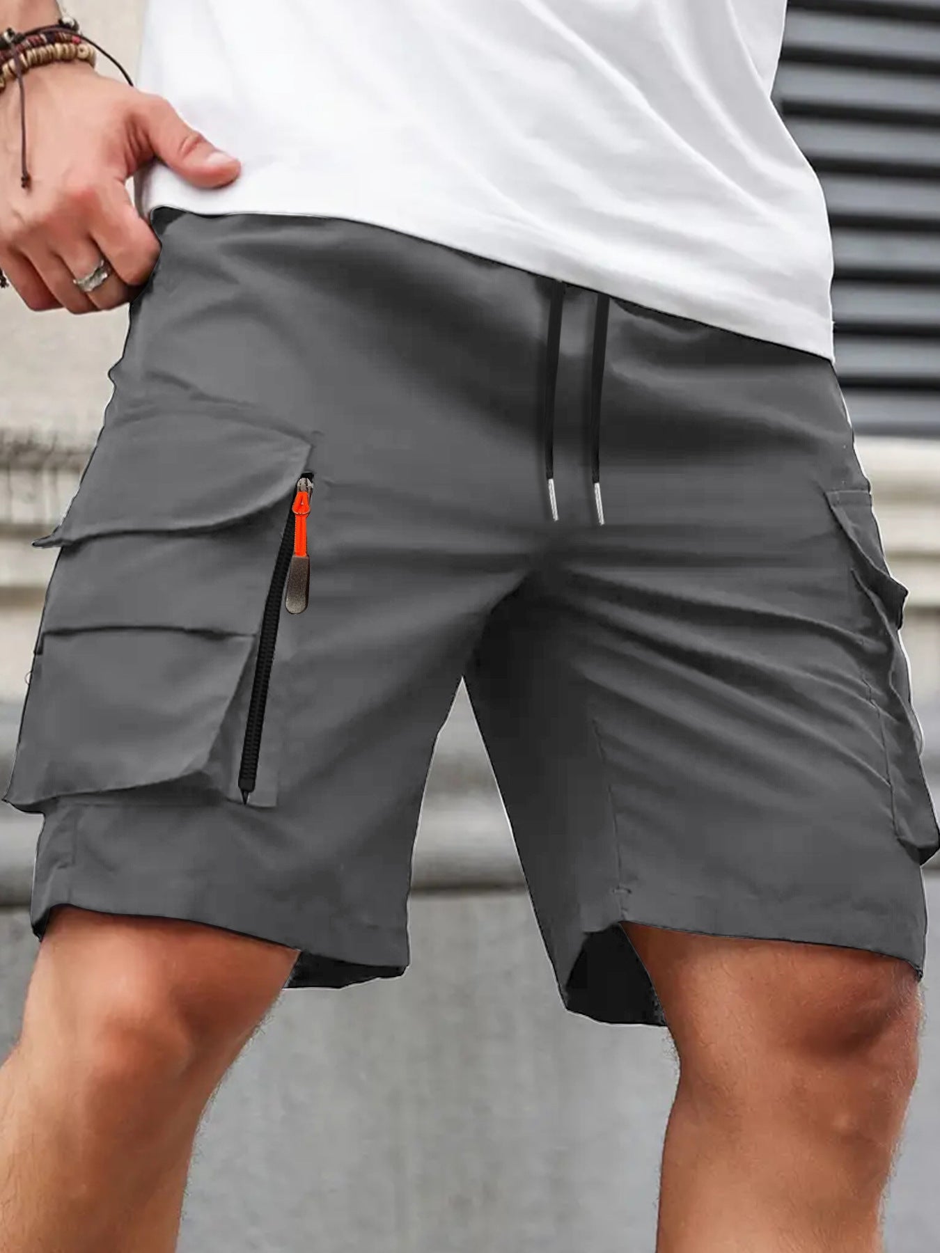 The Ultra-Lightweight Breathable Summer Cargo Shorts Giving Active Men High-Airflow Loose Fit Comfort Without The Heavy Bulk